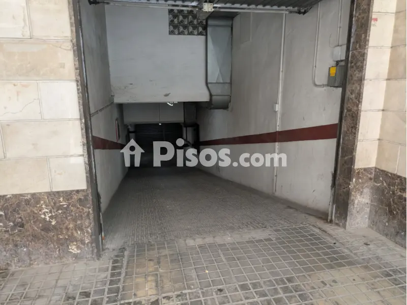 Garaje en calle de Emilio Rico