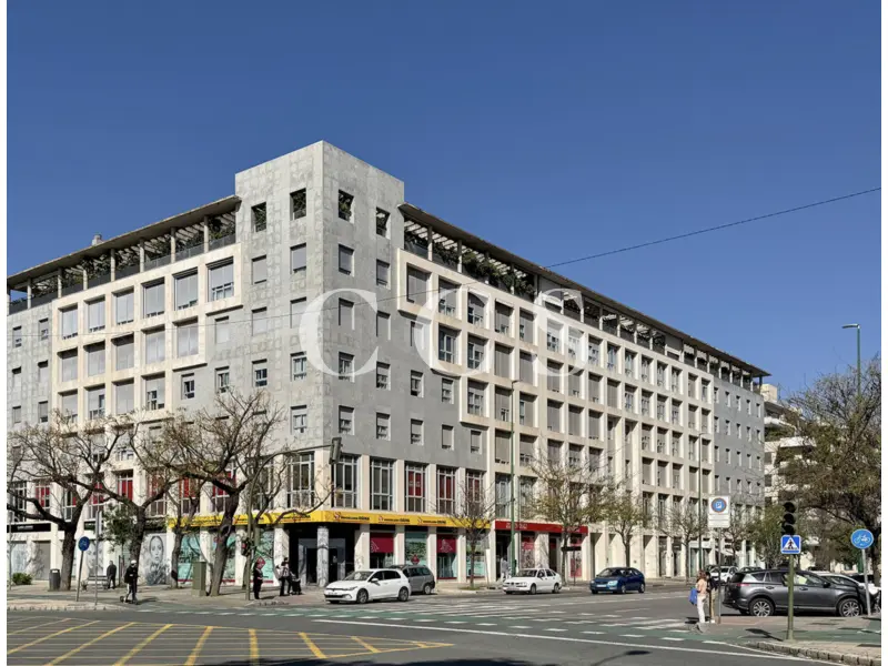 Piso en Avenida de la Buhaira, 18