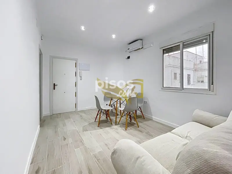 Piso en calle Imaginero Luis Álvarez Duarte