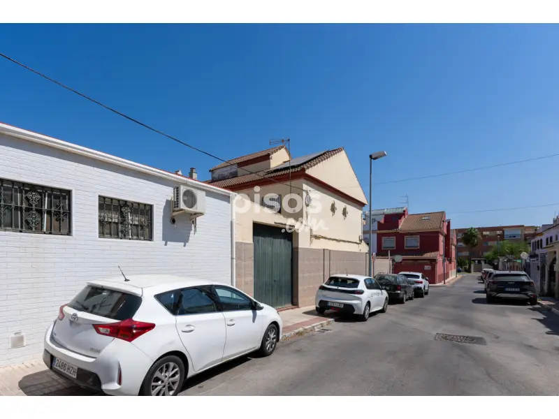 Casa pareada en calle de la Carabela La Pinta