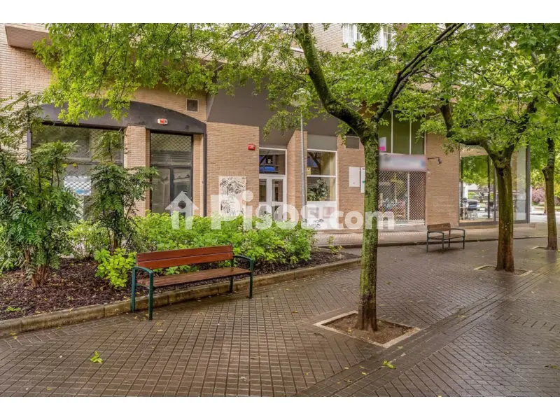 Local comercial en calle Pedro Moret