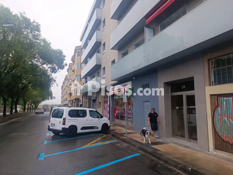 Local comercial en calle de Concepción Benítez