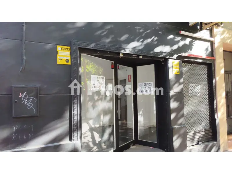 Local comercial en Avenida de Madrid, 187 — foto 1