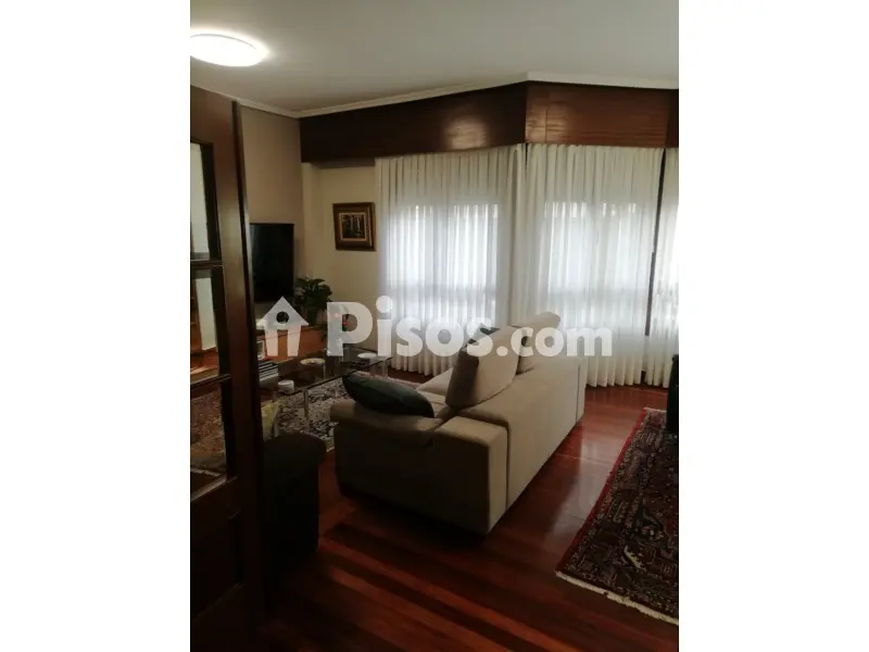 Piso en venta en Calle de Pedro Martínez Artola, 10 en Abando Hurtado