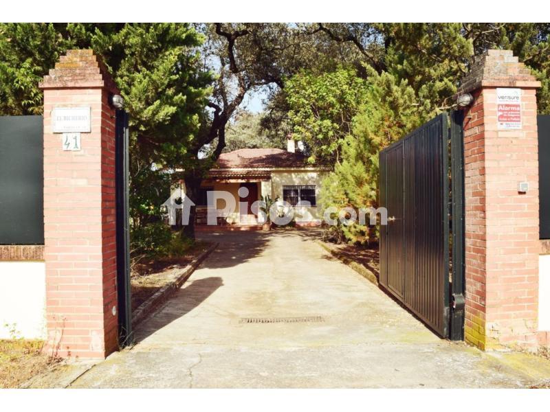 Casa en venta en Calle Cigüeña en Sanlúcar la Mayor por ...
