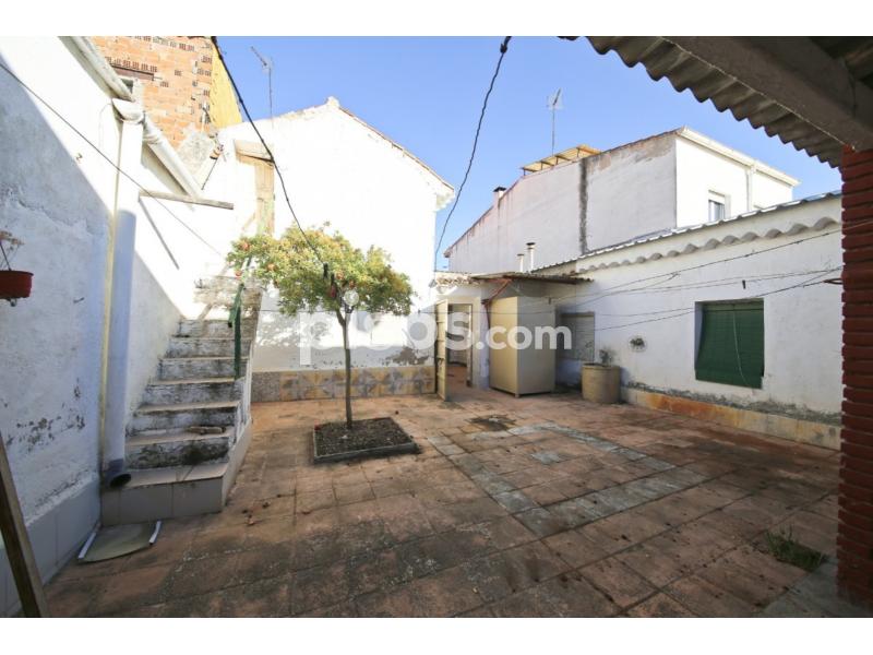 Casa en venta en Calle García Pavón en Tomelloso por 95.000