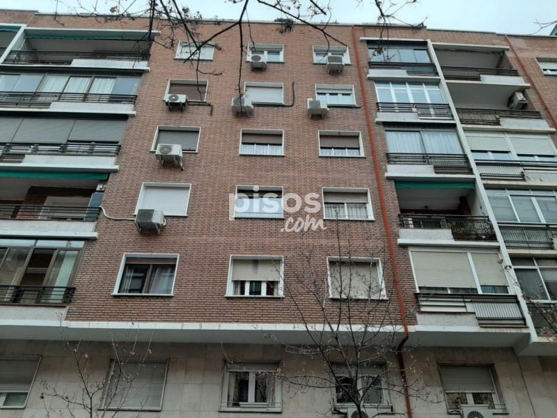 Piso en venta en Ríos Rosas en Ríos Rosas por 161.000