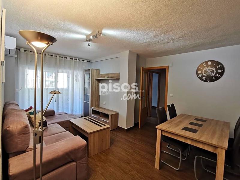 Piso en alquiler en Fuenlabrada II en Cerro-El Molino por 750 €/mes