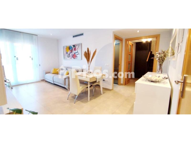 Piso En Venta En Calle Nou En Santa Margarida I Els Monjos Por 179 000