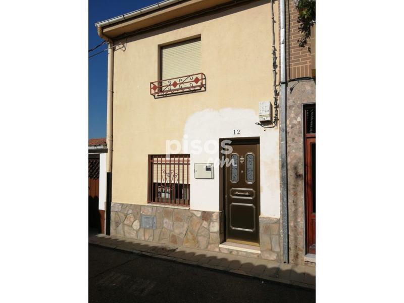 Casa adosada en venta en Esla - Campos - Valencia de Don ...