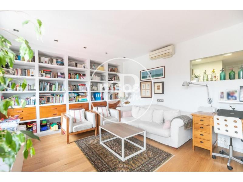 Piso en venta en Barcelona en Les Corts por 450.000