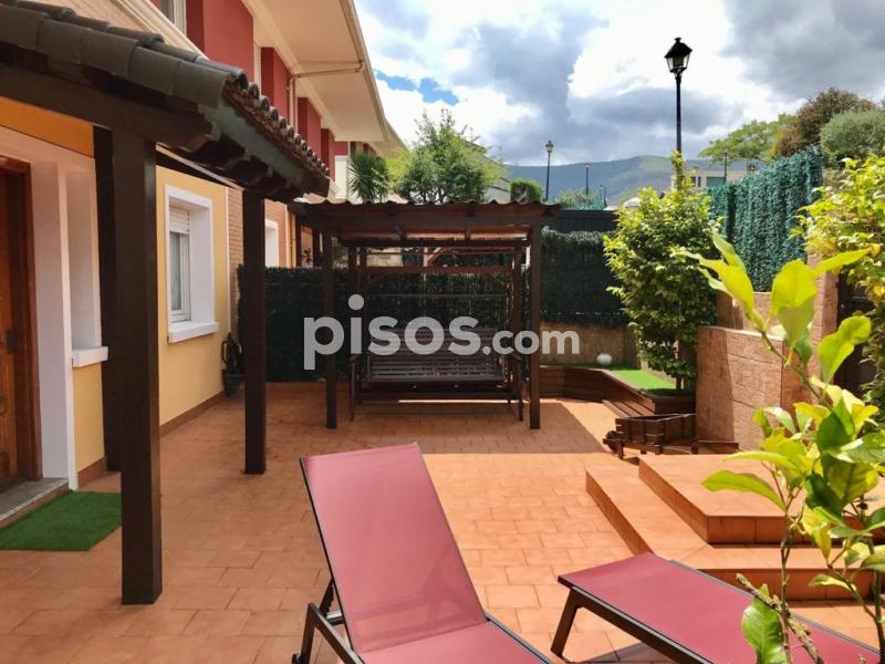 Casa adosada en venta en Barrio Laiseca en Sámano por 295.000