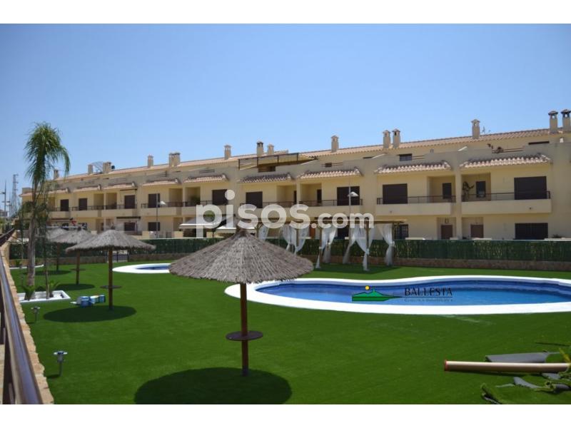 Casa en venta en Atalaya en HuércalOvera por 149.000