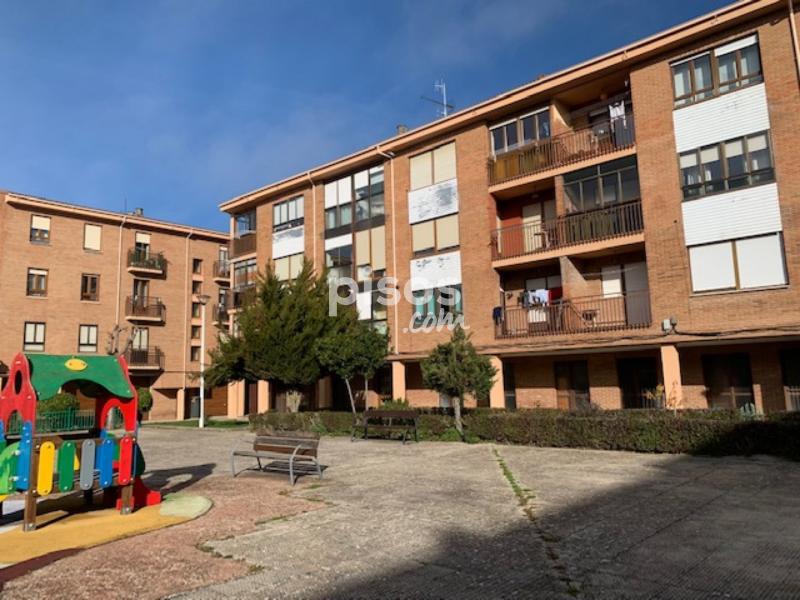 Piso en venta en Grupo de la Cooperativa San Pedro, 10 en Aguilar de Piso en venta en Grupo de la Cooperativa San Pedro, 10 en Aguilar de