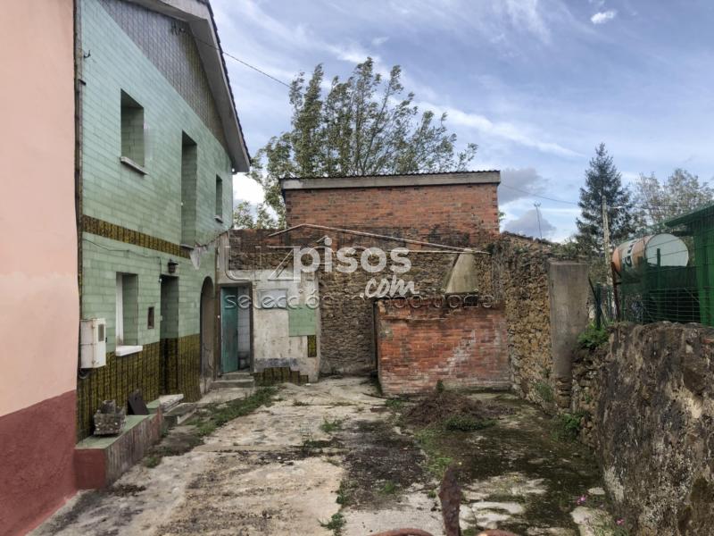 Casa en venta en Carretera de Latores en Parroquias de ...