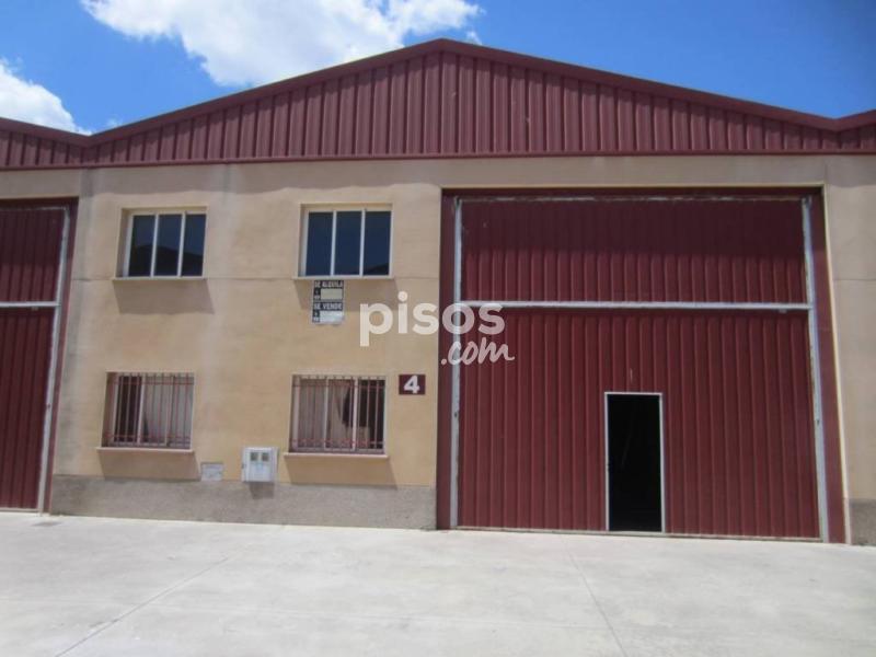 Nave industrial en venta en Calle de la Industria en ...