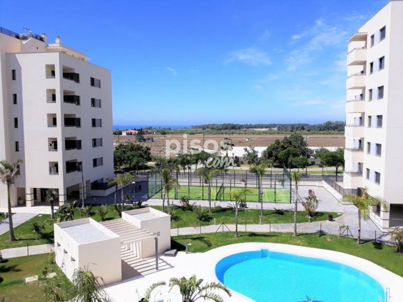 Piso en venta en Calle Mar Cantabrico en Torre del Mar por 137.500