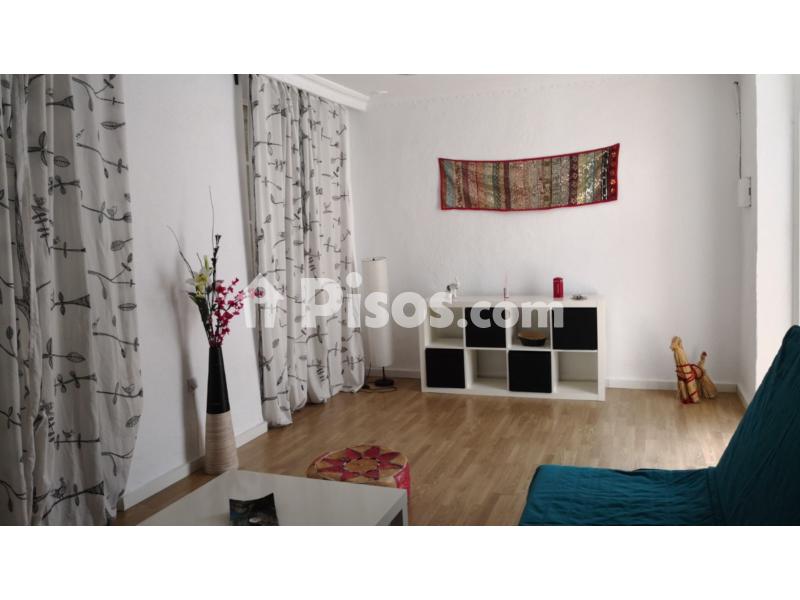 Piso en alquiler en Centro en Centro por 900 €/mes