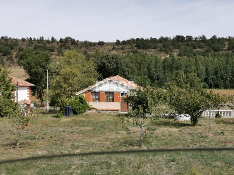 Finca rústica en venta en Calle Villacibio en Aguilar de Campoo por 30.000 Finca rústica en venta en Calle Villacibio en Aguilar de Campoo por 30.000