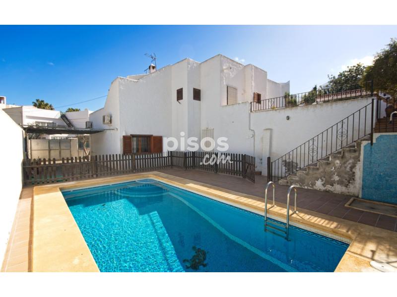 Chalet unifamiliar en venta en Calle de Picasso, nº 1 en Mojácar Playa-Ventanicas-El Cantal por ...